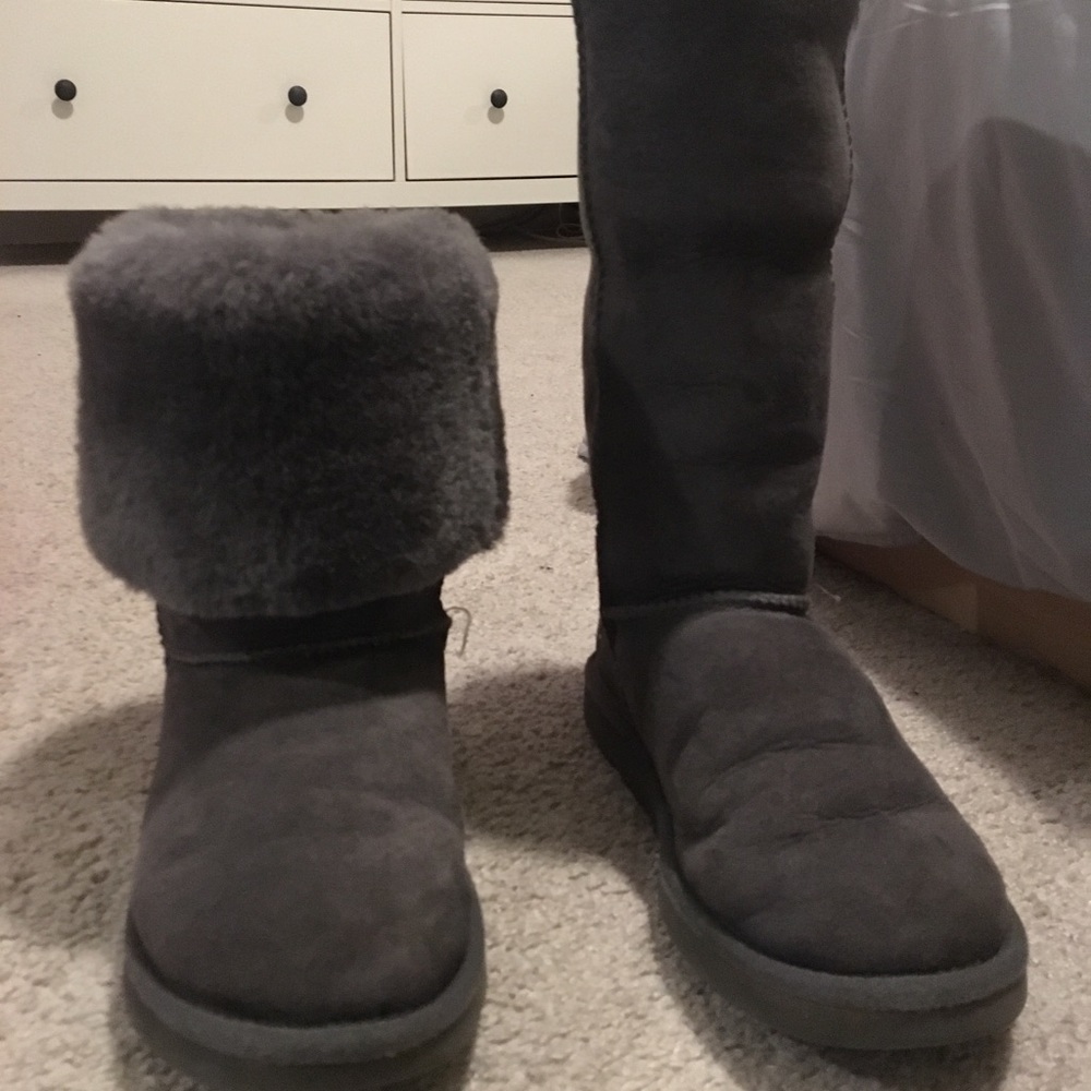Gray classic Tall Ugg II boots